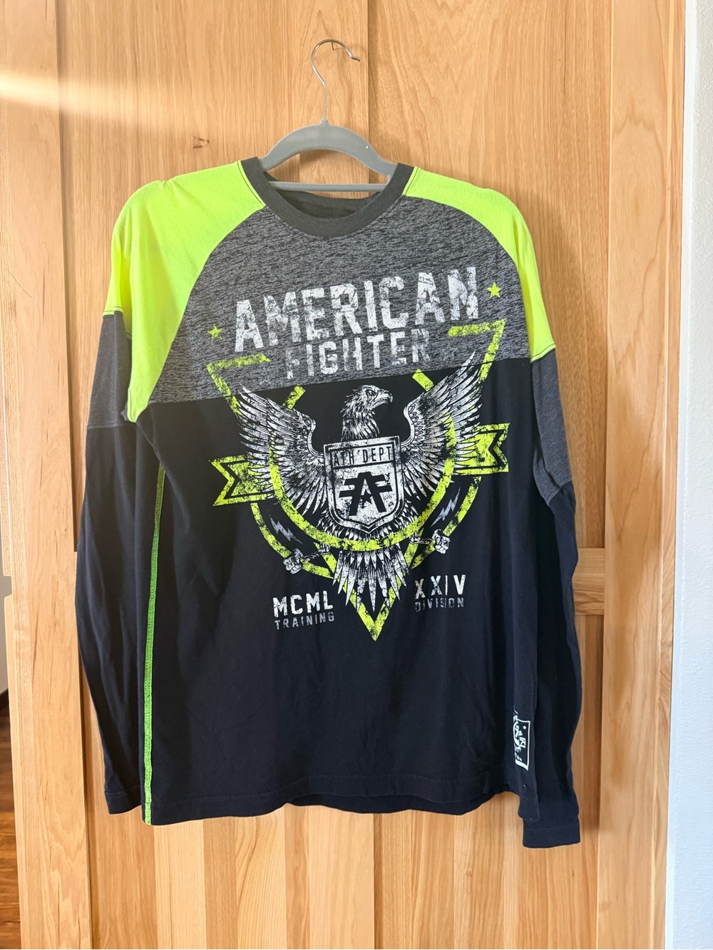 American Fighter Black & Neon Yellow Eagle Graphic Raglan Tee